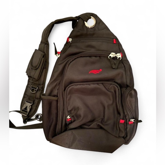PORT AUTHORITY like new black sling. TONS of storage, great for laptop, travel - Picture 1 of 7